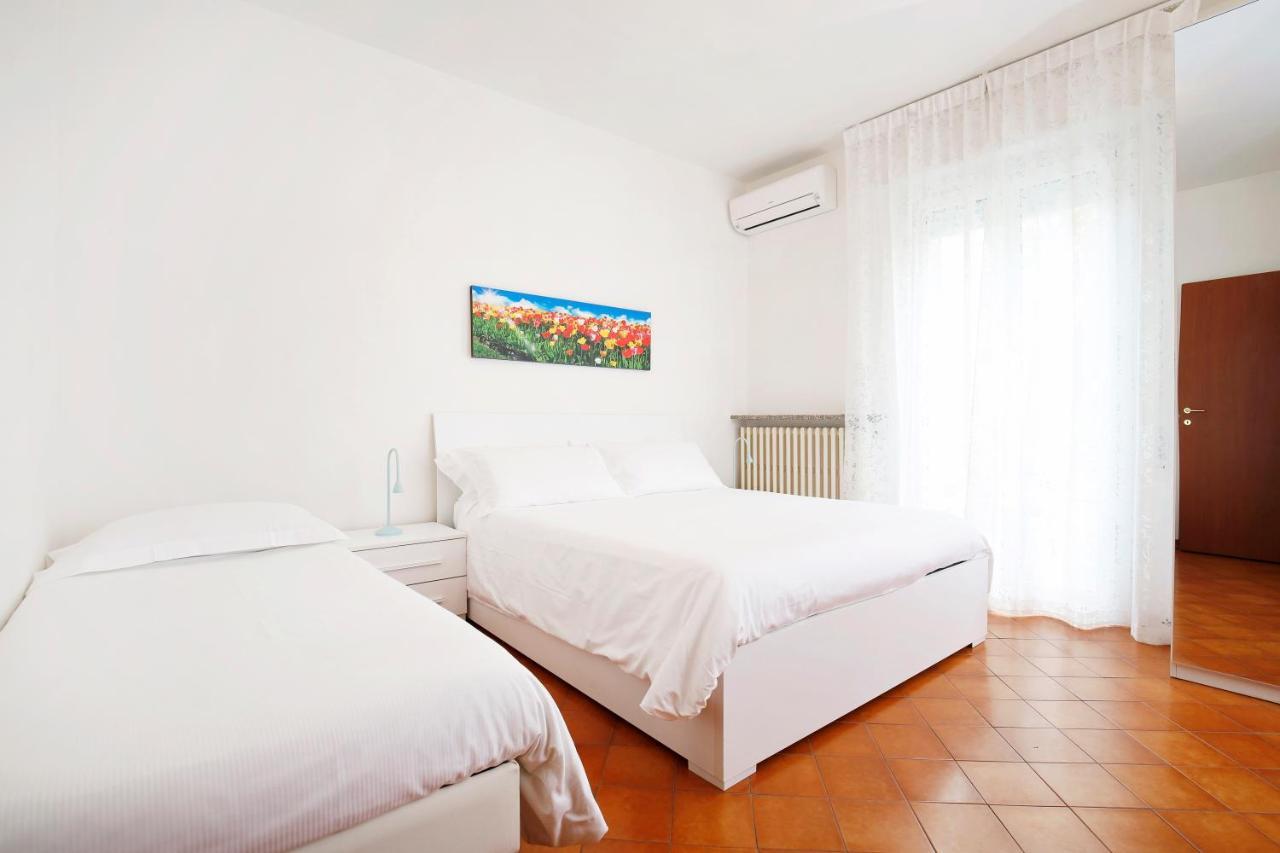 קאטוליקה Appartamenti Diffusi Di Villa Fiorita Con Accesso Alle Piscine Della Struttura Principale מראה חיצוני תמונה