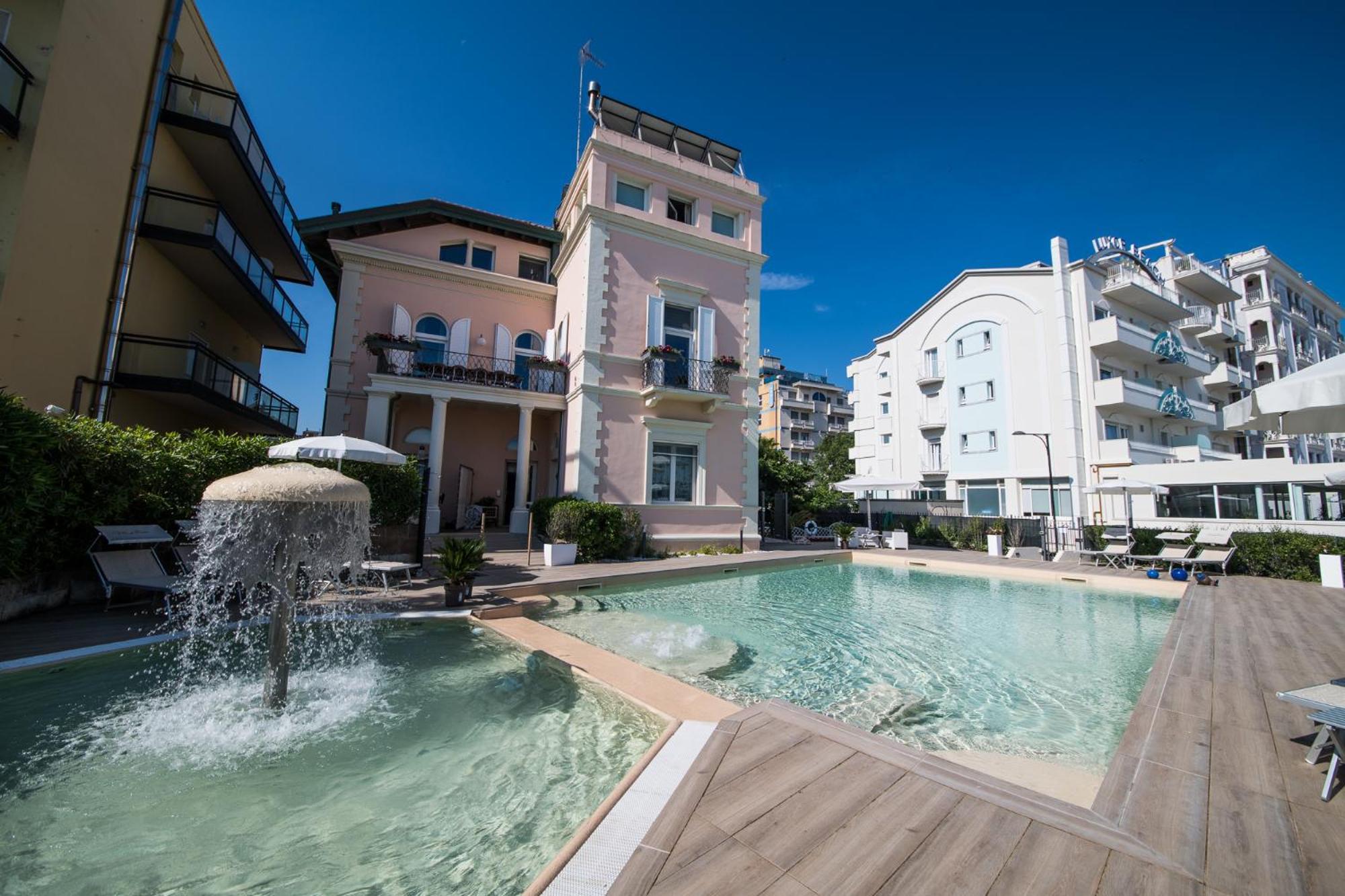 קאטוליקה Appartamenti Diffusi Di Villa Fiorita Con Accesso Alle Piscine Della Struttura Principale מראה חיצוני תמונה